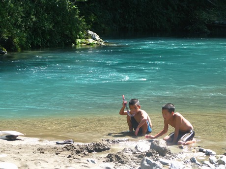 台風一過　四万十川（黒尊川）