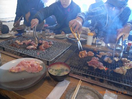 河原キャンプは雨